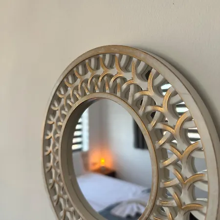 Hotel Brilliance Warna